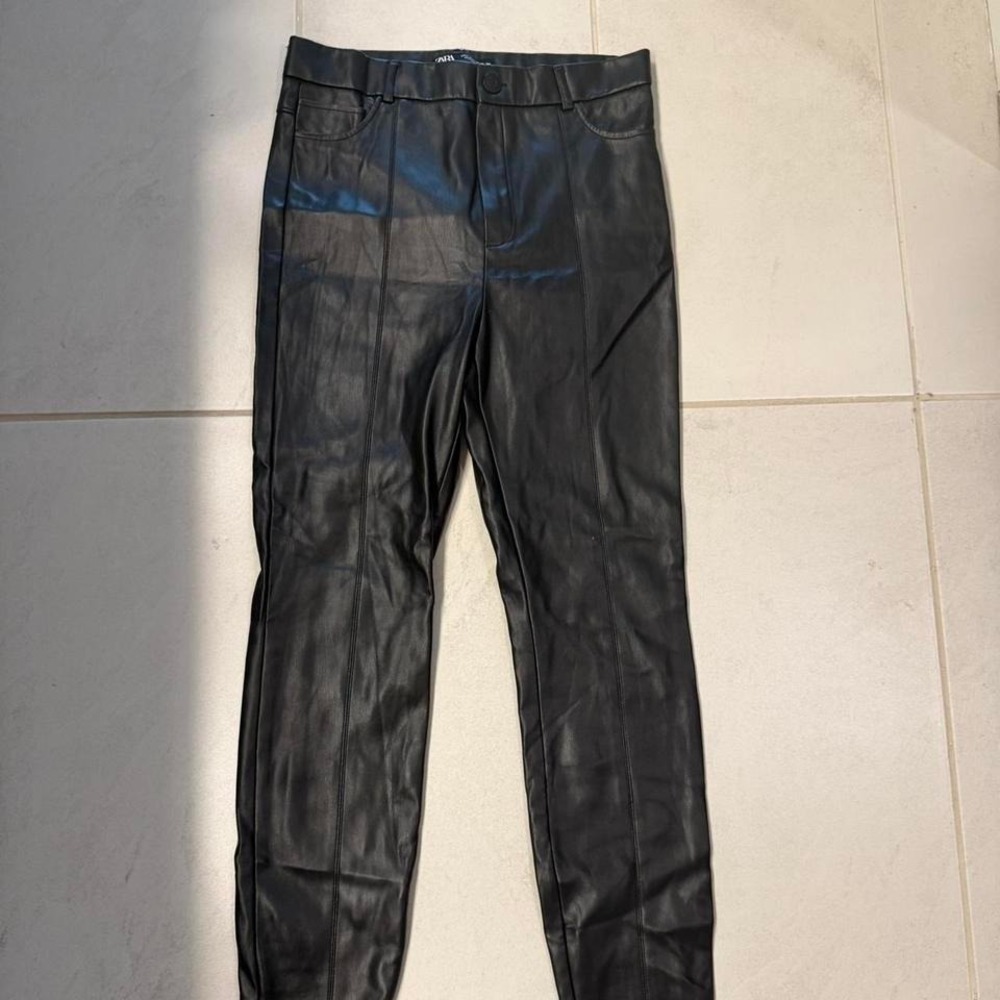 ZARA Black Faux‎ Leather Skinny Pants w/ Ankle Zips Large